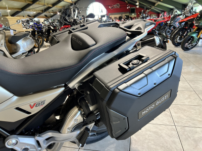 Moto Guzzi V 85 TT TRAVEL