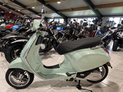 Vespa Primavera 125 