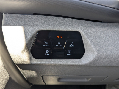 Volkswagen T7 Multivan 2.0 TSI DSG 7 PLACES TOIT PANO CARPLAY CLIM 3 ZONES