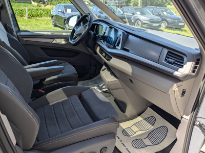Volkswagen T7 Multivan 2.0 TSI DSG 7 PLACES TOIT PANO CARPLAY CLIM 3 ZONES