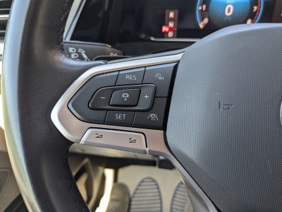 Volkswagen T7 Multivan 2.0 TSI DSG 7 PLACES TOIT PANO CARPLAY CLIM 3 ZONES