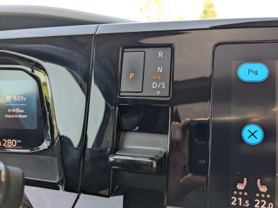 Volkswagen T7 Multivan 2.0 TSI DSG 7 PLACES TOIT PANO CARPLAY CLIM 3 ZONES