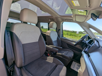Volkswagen T7 Multivan 2.0 TSI DSG 7 PLACES TOIT PANO CARPLAY CLIM 3 ZONES