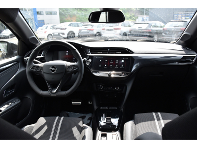 Opel Corsa 1.2 GS AT8