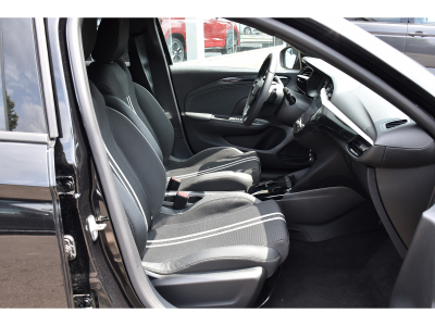 Opel Corsa 1.2 GS AT8