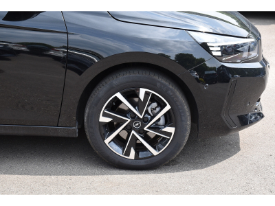 Opel Corsa 1.2 GS AT8