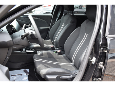 Opel Corsa 1.2 GS AT8