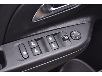 Opel Corsa 1.2 GS AT8