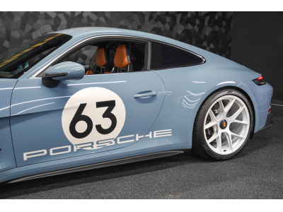 Porsche 911 S/T - 1 OF 1963
