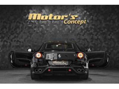 Ferrari FF 6.3 V12 - NERO B/B