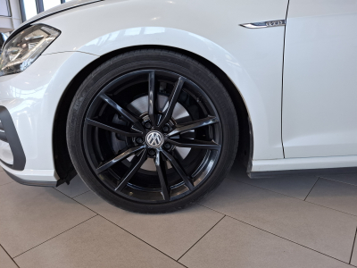 Volkswagen Golf VII GTD FACELIFT SPORT PACKET CUIR BI-XENON NAVI