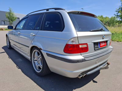 BMW 320 i Touring Pack M