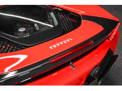 Ferrari SF90 Stradale ROSSO CORSA