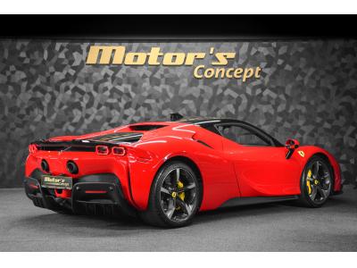 Ferrari SF90 Stradale ROSSO CORSA
