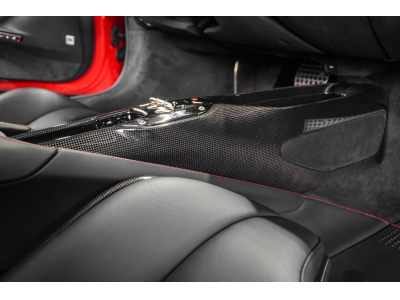 Ferrari SF90 Stradale ROSSO CORSA