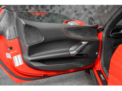 Ferrari SF90 Stradale ROSSO CORSA