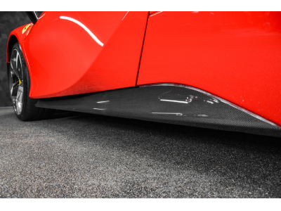 Ferrari SF90 Stradale ROSSO CORSA