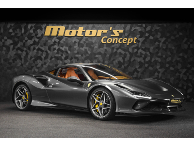 Ferrari F8 Tributo V8 - GRIGIO SILVERSTONE 740
