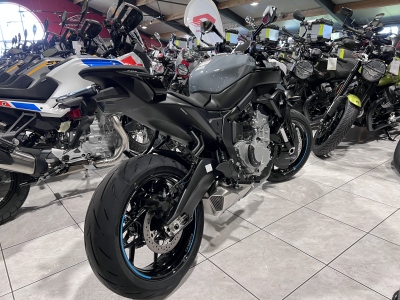 CF Moto 675 NK 