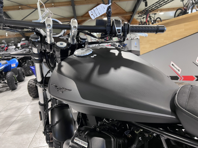 Moto Guzzi V 9 Bobber