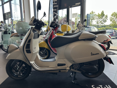 Vespa GTV 300