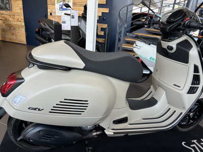 Vespa GTV 300 