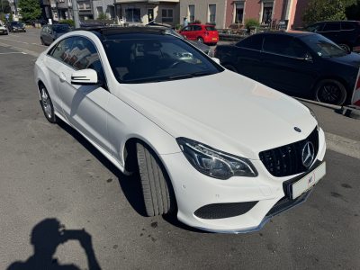 Mercedes-Benz E 220 COUPE AMG Line 7G-DCT BlueTec