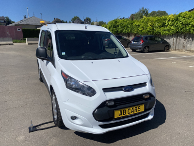 Ford Transit Connect Transit Connect 1.5Tdci 100cv - Eclairage d'intervention