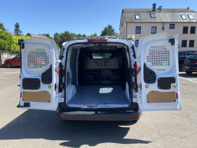 Ford Transit Connect Transit Connect 1.5Tdci 100cv - Eclairage d'intervention