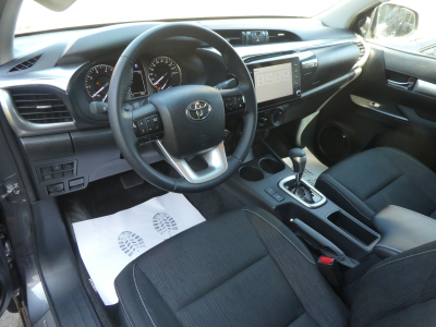 Toyota Hilux D-4D Auto. Double Cab. 4WD Comfort 