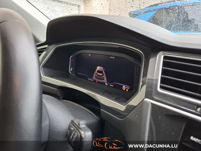 Volkswagen Tiguan 2.0 TDI 150 R-LINE NAVI, DIGITAL COCKPIT, LED, CHAU. AUXILIAIRE, ALU 19'', ATT. REMORQUE, COFFRE ELECT.,