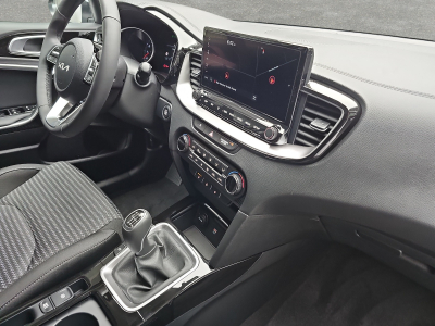 Kia Ceed 1.5 T-GDi 140 Ultimate Edition