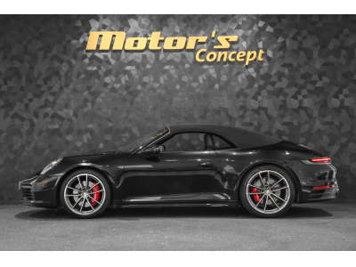 Porsche 992 Carrera 4S Cabriolet PDK