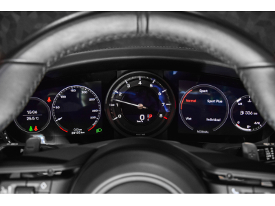 Porsche 992 Carrera 4S Cabriolet PDK
