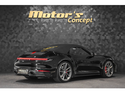 Porsche 992 Carrera 4S Cabriolet PDK