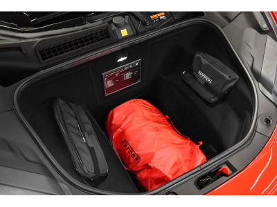 Ferrari 296 GTB V6 - ROSSO CORSA