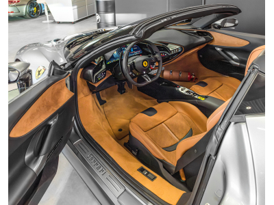 Ferrari SF90 Spider SPIDER/FIORANO EXT/DAYTONA/LIFT/CARBON/VOLL