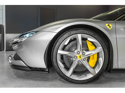 Ferrari SF90 Spider SPIDER/FIORANO EXT/DAYTONA/LIFT/CARBON/VOLL