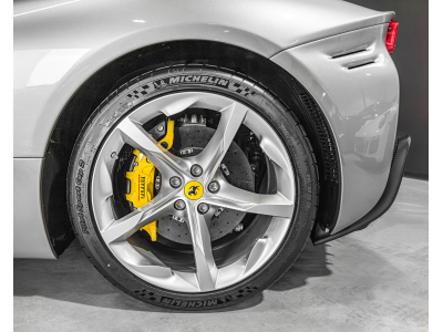 Ferrari SF90 Spider SPIDER/FIORANO EXT/DAYTONA/LIFT/CARBON/VOLL