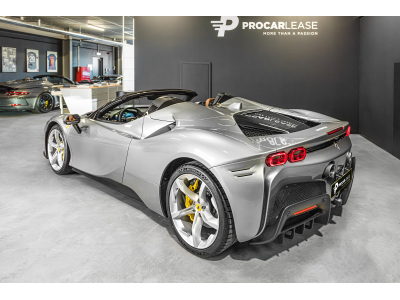 Ferrari SF90 Spider SPIDER/FIORANO EXT/DAYTONA/LIFT/CARBON/VOLL