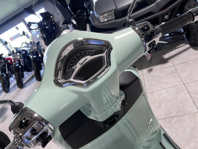 Vespa GTS 125 Classica
