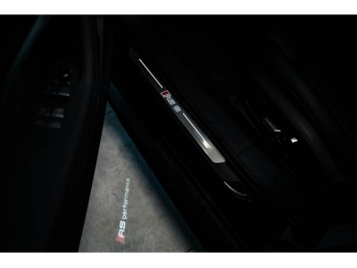 Audi RS6 RS6 PERFORMANCE 4.0 TFSI quattro/ 22/ 360°/HUD/PANO/MATRIX