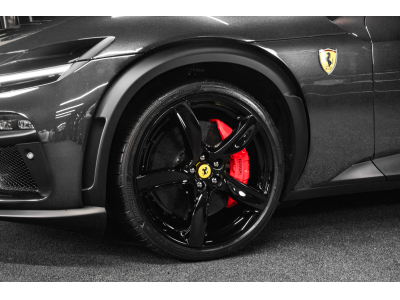 Ferrari Purosangue 6.5 V12