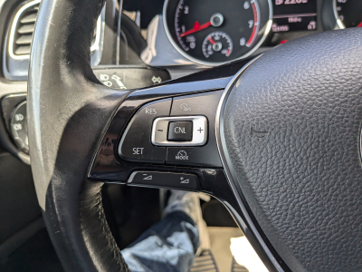 Volkswagen Golf 1.2 TSI ALLSTAR CLIM AUTO RADAR AV/ARR CRUISE CONTROL