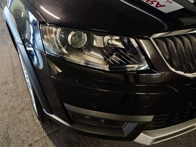 Skoda Octavia 2.0 TDI 184 DSG 4X4 SCOUT PANO CUIR NAVI