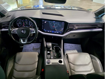 Volkswagen Touareg 3.0 TDI 4MOTION R-LINE CUIR NAVI 1 HAND