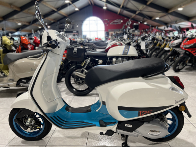 Vespa Primavera 125 VIBE