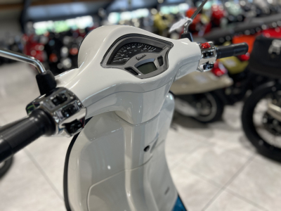 Vespa Primavera 125 VIBE