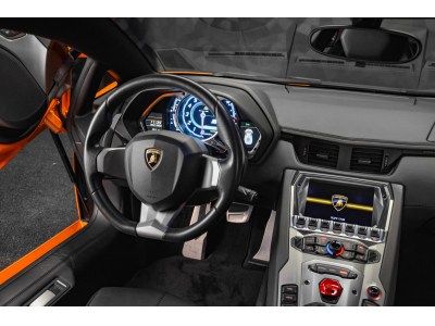 Lamborghini Aventador LP 700-4 - ARANCIO ATLAS