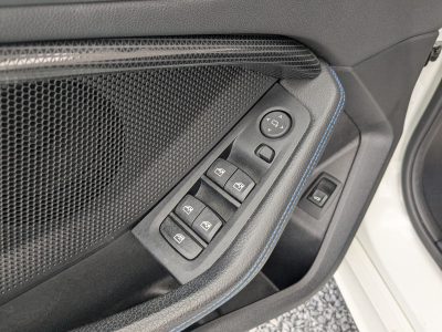 BMW 118 118iA PACK M CARPLAY BLUETOOTH GPS TOIT PANO OUV